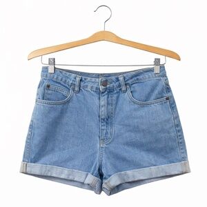 Liz Claiborne Light Blue Denim High Waisted Shorts.90’s/80’s. Great Condition.8P